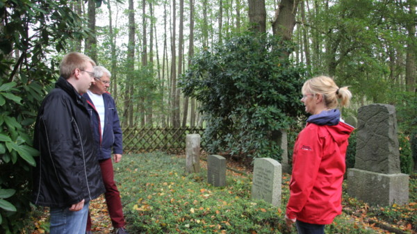 2017 Besuch auf dem Jüdischen und Soldatenfriedhof